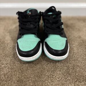 Air Jordan 1 Low SE "Tropical Twist"